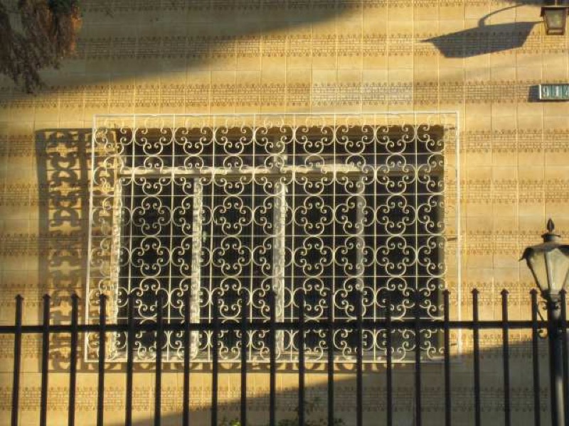 Figura 2. Grades ornamentais em fachadas de Belo Horizonte