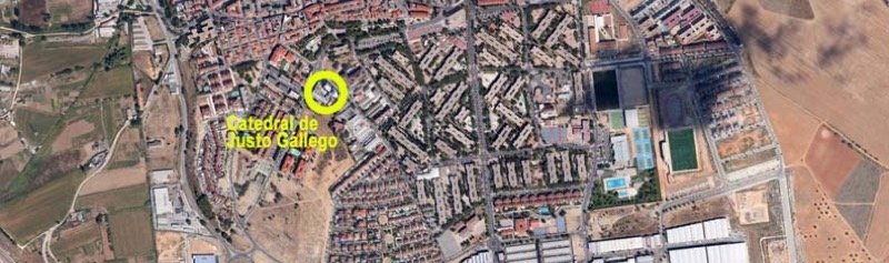 Justo Gallego. Catedral de Mejorada del Campo, Madrid (1961). Detalles interiores y vista exterior lateral.