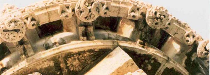 El Monumento a finales del siglo XIX. Postal Gregorio García.