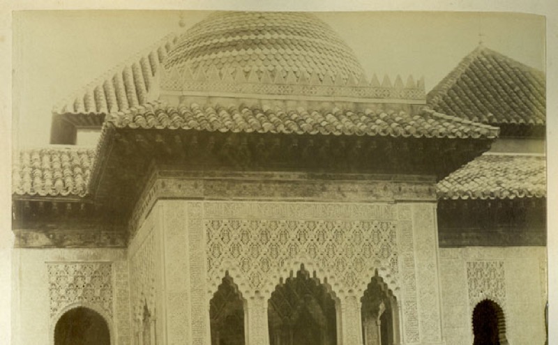 Embajada marroquí en el Patio de los Leones de la Alhambra