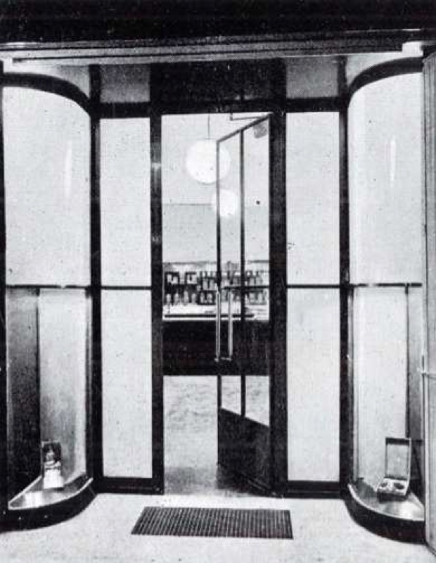 Droguería y perfumería Retra de García Mercadal. Fuente: Arquitectura, nº 149 (septiembre de 1931), pág. 311.