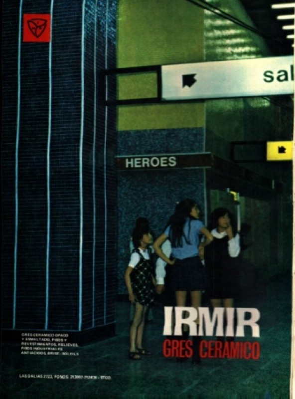 Publicidades de industrias productoras de mosaico vítreo