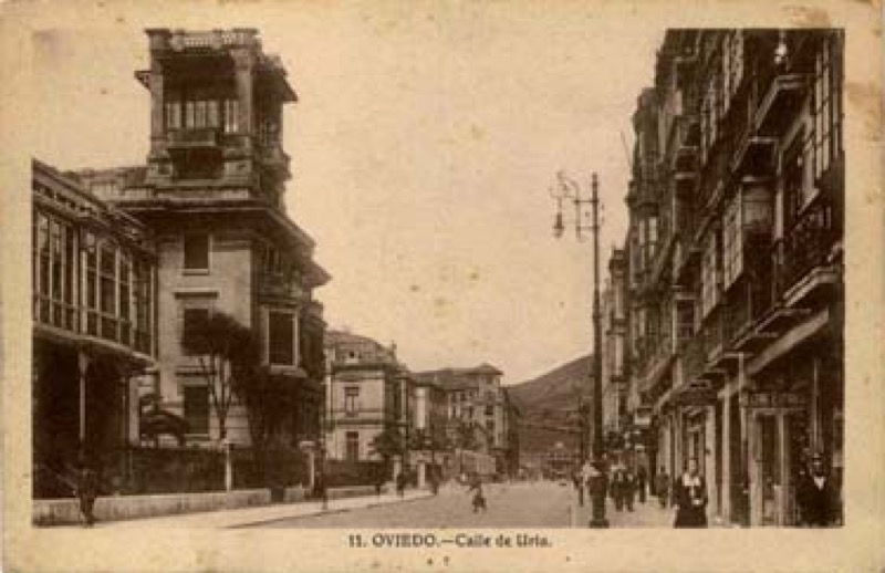 La calle Uría...