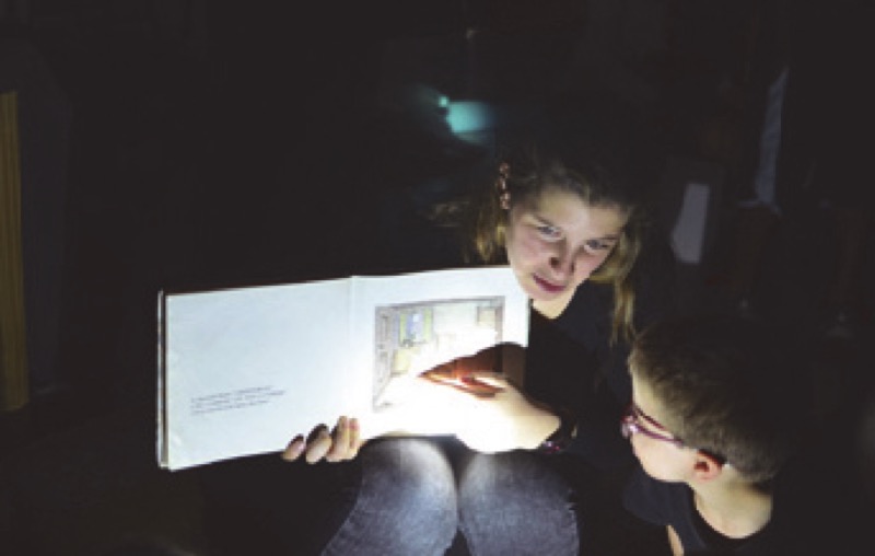 Extraída de la Galería de imágenes de La Noche de los Museos en la ciudad de Córdoba, edición 2015. Recuperado 28/10/2016 http://nochedelosmuseos.unc.edu.ar/ediciones-anteriores-2/