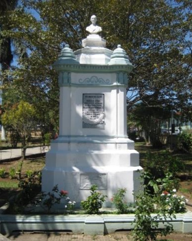Monumento a Ricardo Rodríguez E.