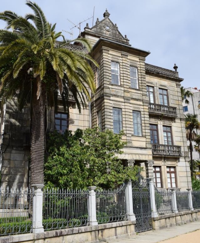 Fachada trasera de Villa Pilar (Antonio Crespo (?), 1905, Pontevedra). (Fotografía del autor)