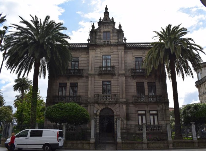 Fachada delantera de Villa Pilar (Antonio Crespo (?), 1905, Pontevedra) (Fotografía del autor)