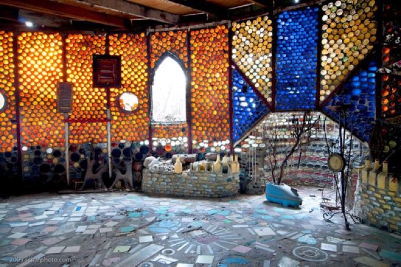 PRISBREY, Tressa, Bottle Village, Simi Valley (Estados Unidos), 1956-1972