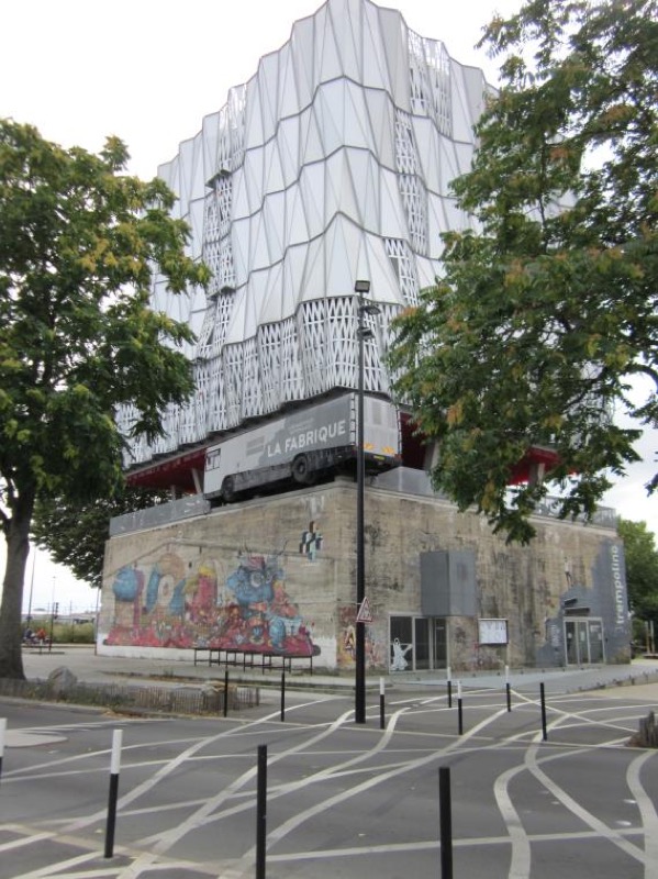 Sede de La fabrique laboratoire(s) artistique(s) en el Boulevard de la Prairie au Duc.