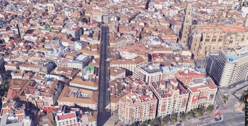 Vista satélite de calle Larios y su trazado rectilíneo en oposición a las sinuosas calles del Centro Histórico