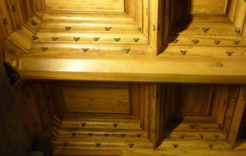 Exterior of the roof spire. Photographs of the author.