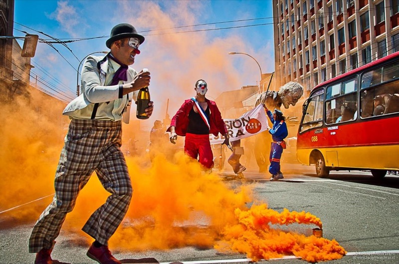 Intervención en la Avenida Pedro Montt de Valparaíso en el evento Invasión Callejera 2010